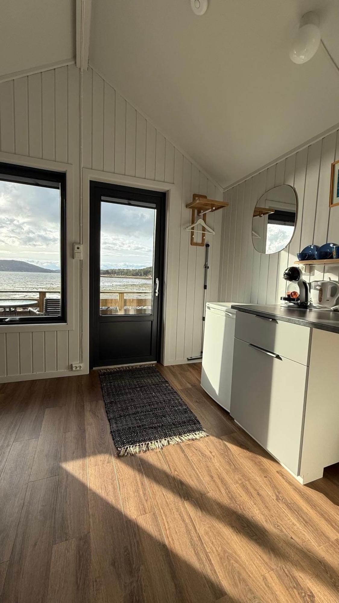 Base Camp Hamaroy Hotel Sørkil Kültér fotó